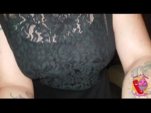 ❤️ Uma meia-irmã ordinária dá-lhe um broche e espanhol ❤❌ Apenas porno em nós