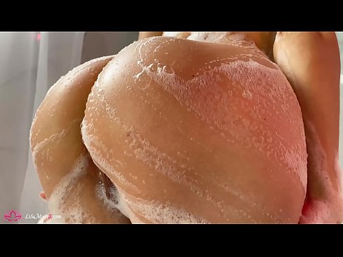 ❤️ Morena Masturba-se com Vibrador para Orgasmo Intenso no Duche ❤❌ Apenas porno em nós